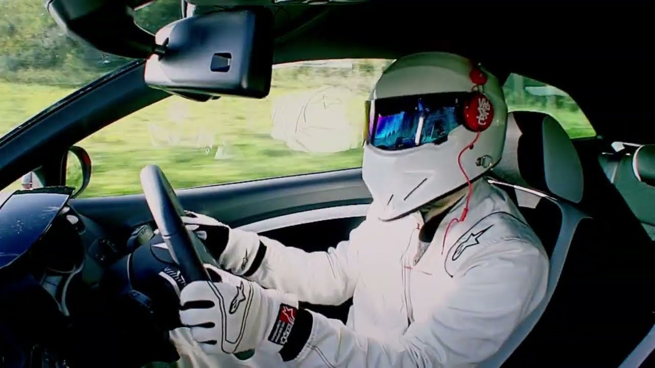 Top Gear 80's Hot Hatchbacks (S21E1) 4