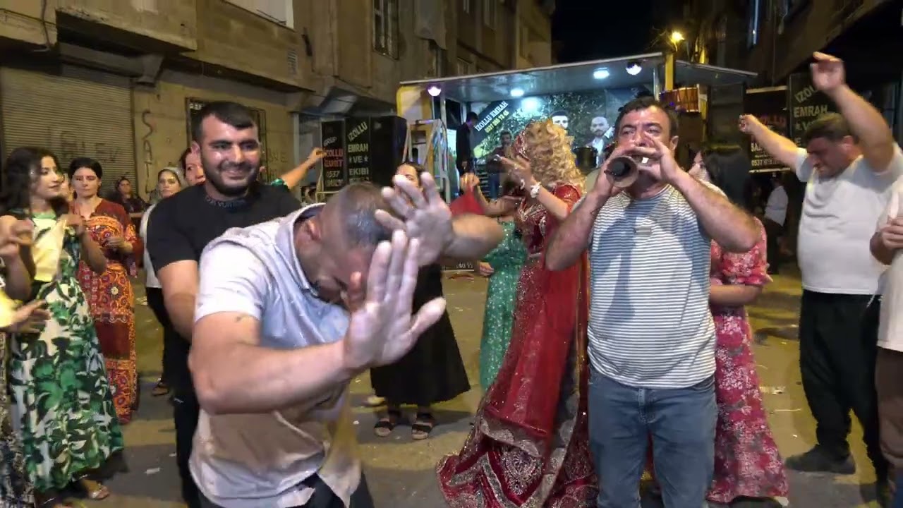 SAKİNE İLE HASANIN DÜGÜNÜ 3