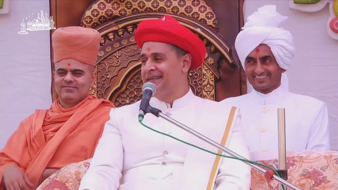 Dangarva Mandir- Acharya Maharajshree Ashirvachan during 36th Patotsav