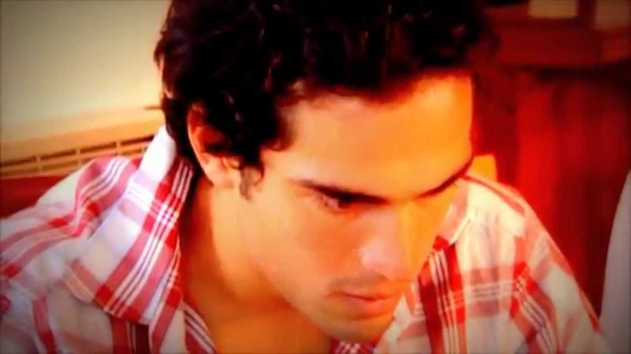 AB - POR UNO INSTANTE
