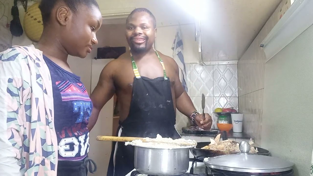 Cooking lunch together with my daughter #cookwithugaliman #ugalimandishes #Kenyankitchen #Monday