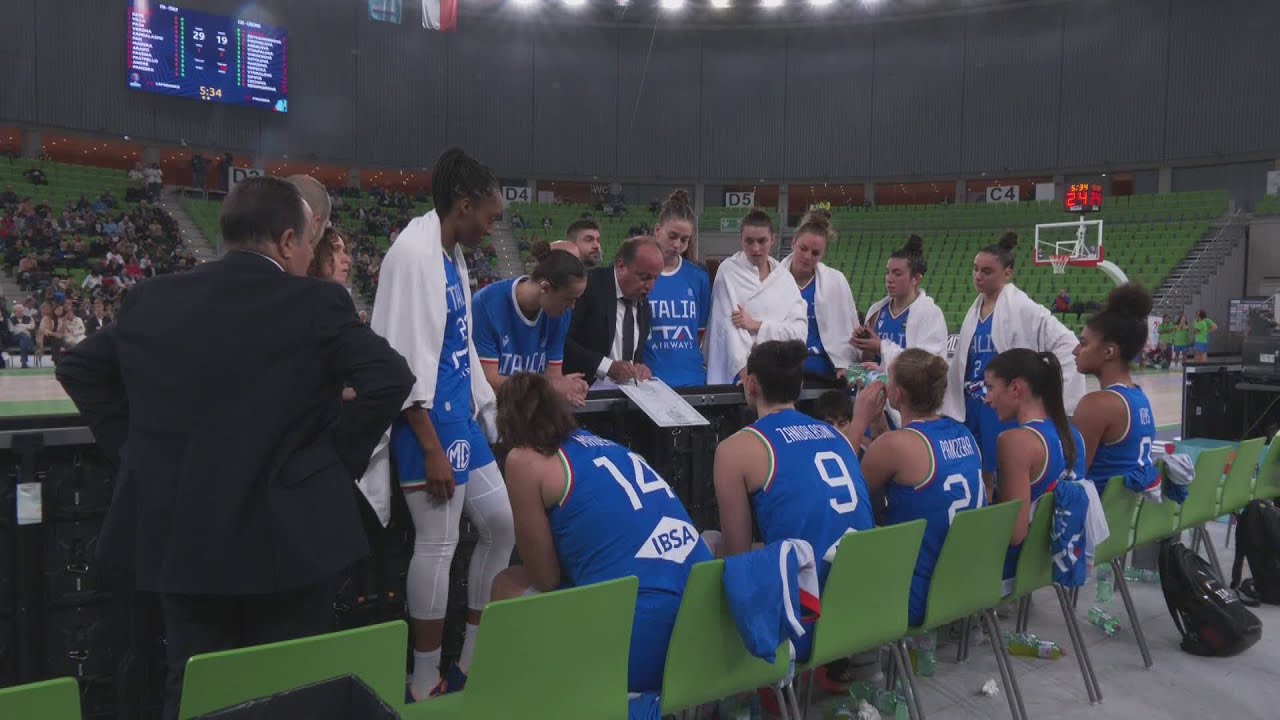 La nazionale di basket femminile inaugura il nuovo Palasport di Genova