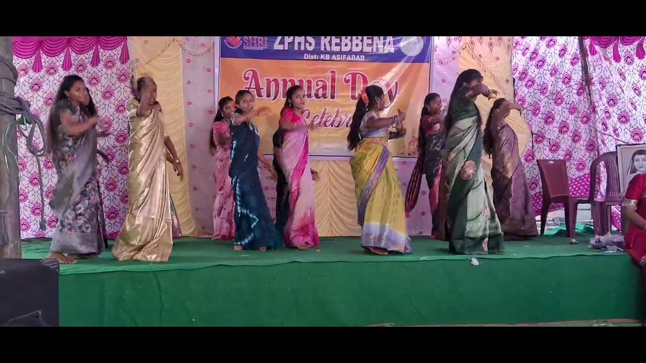 Remix dance by 7th students 