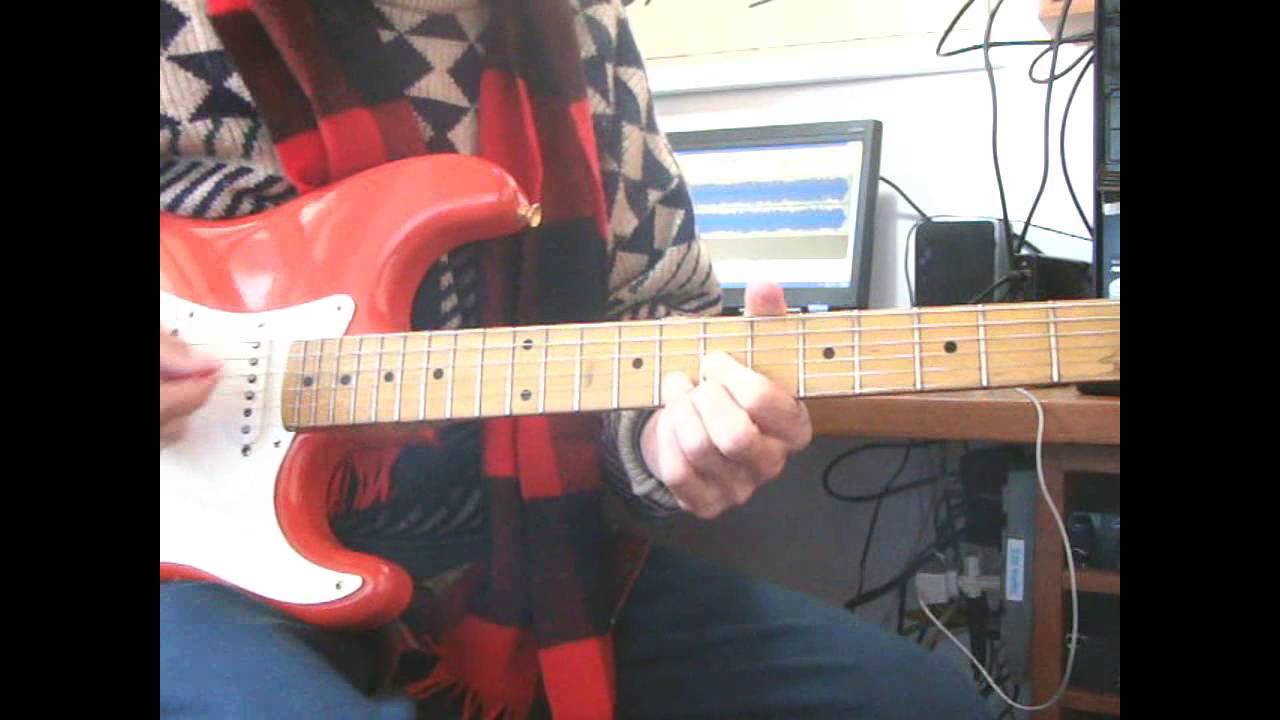 Alone (Bee Gees Instrumental Guitar Cover by Roberto) - July 2013