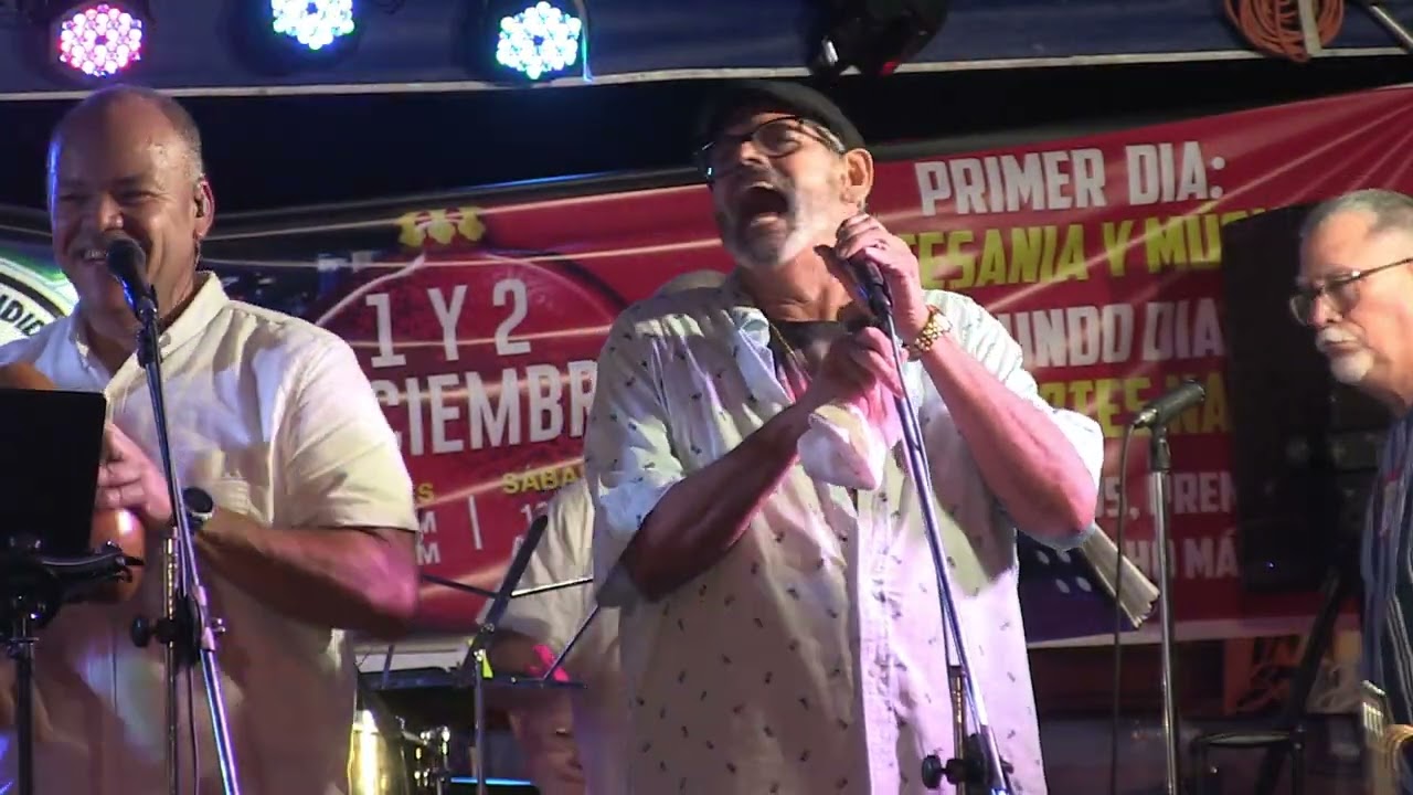 JUANA BAYONA - PICHIE PEREZ CON LA POCHI BAND