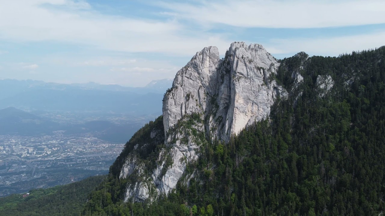 LES 3 PUCELLES ET LES J.O  (oui oui...)