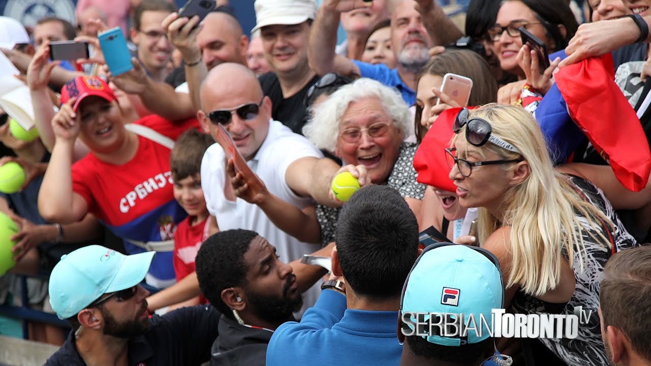 Novak Djokovic shows LOVE to his FANS Rogers Cup 2016 - Serbian Toronto Television
