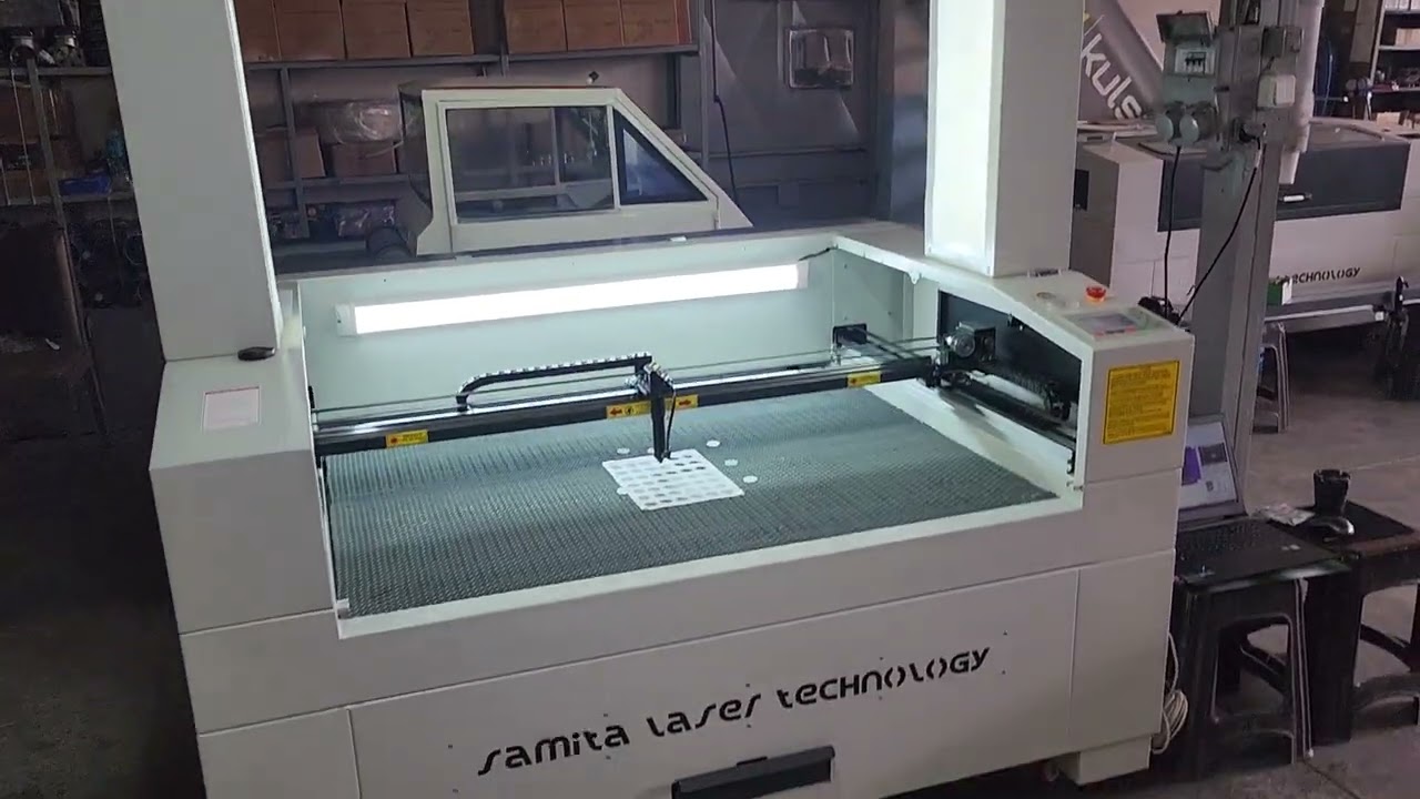 Kamera sistemli Lazer Kesim Makinası