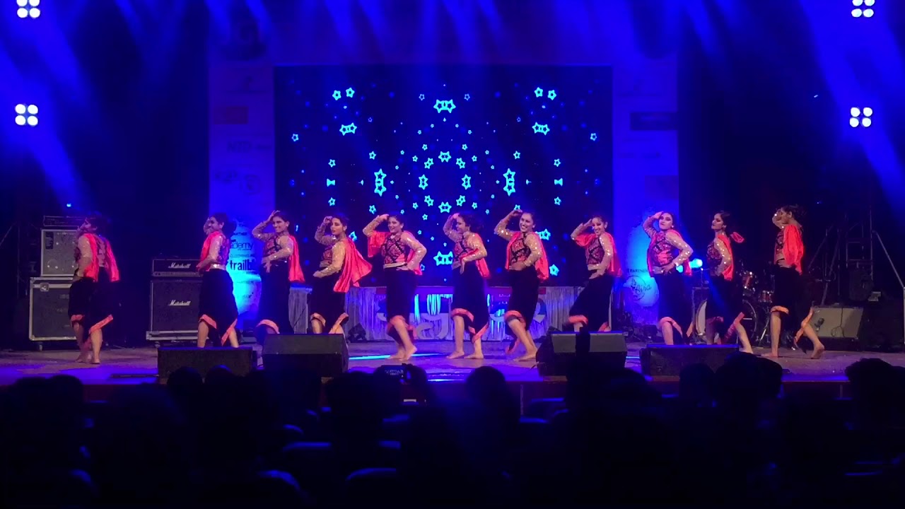 Team Frangipani 'JHOOM BARABAR JHOOM' , Mount Carmel College