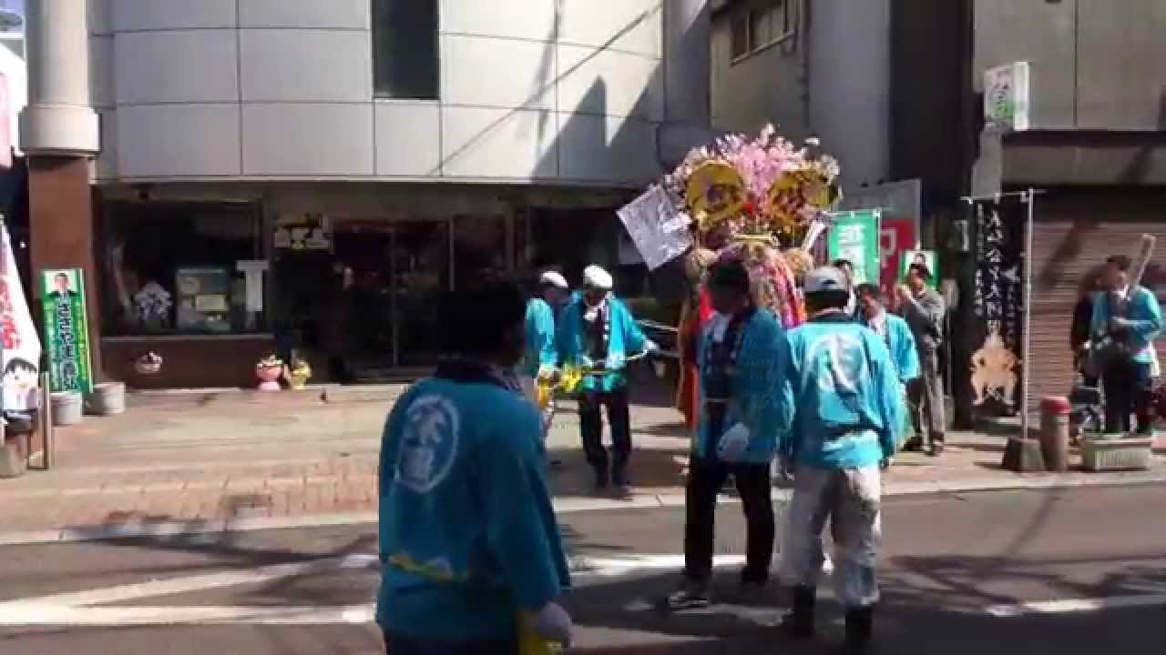かもだ通り商店街での馬踊り 初午祭2015