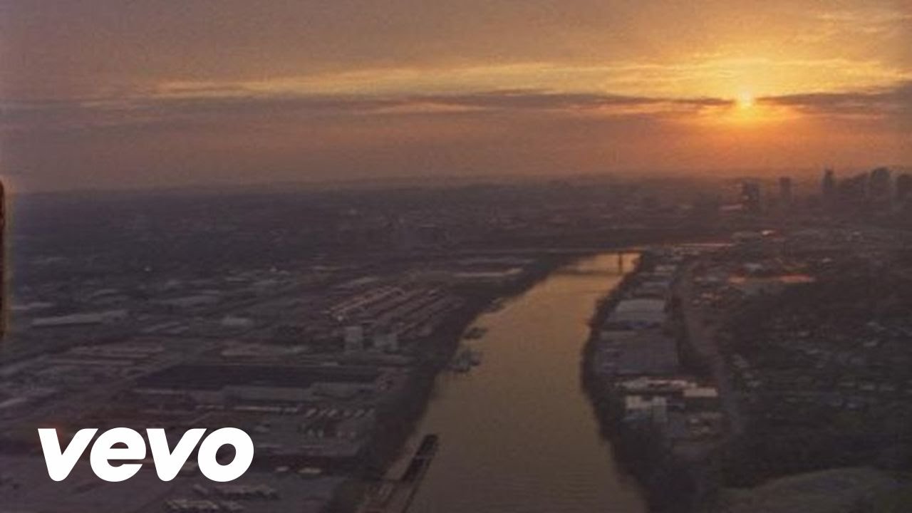 HAERTS - Wings (Official Video)