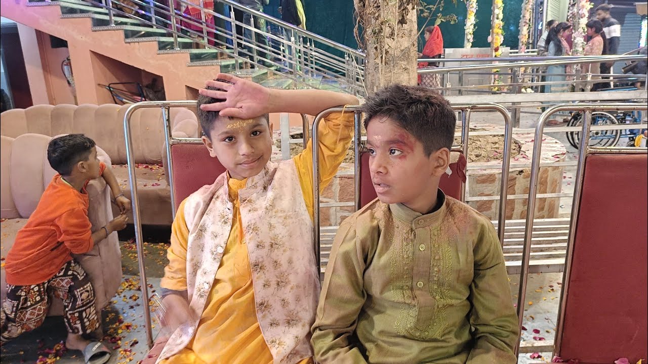 श्याम बाबा के दरवार में फूलों की होली का आनंद@LittlechampChunumunu 