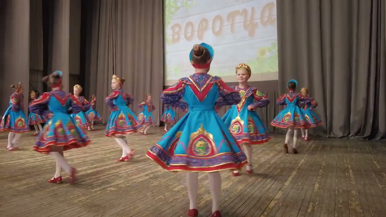 Отчётный концерт Образцового ансамбля народного танца 