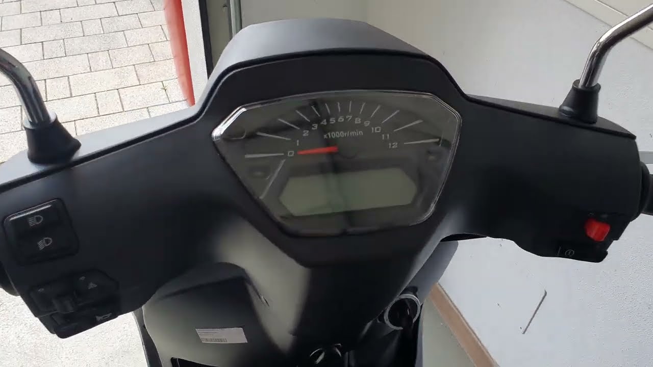 Adjusting the clock on a Terra Vera Cruz 50cc moped