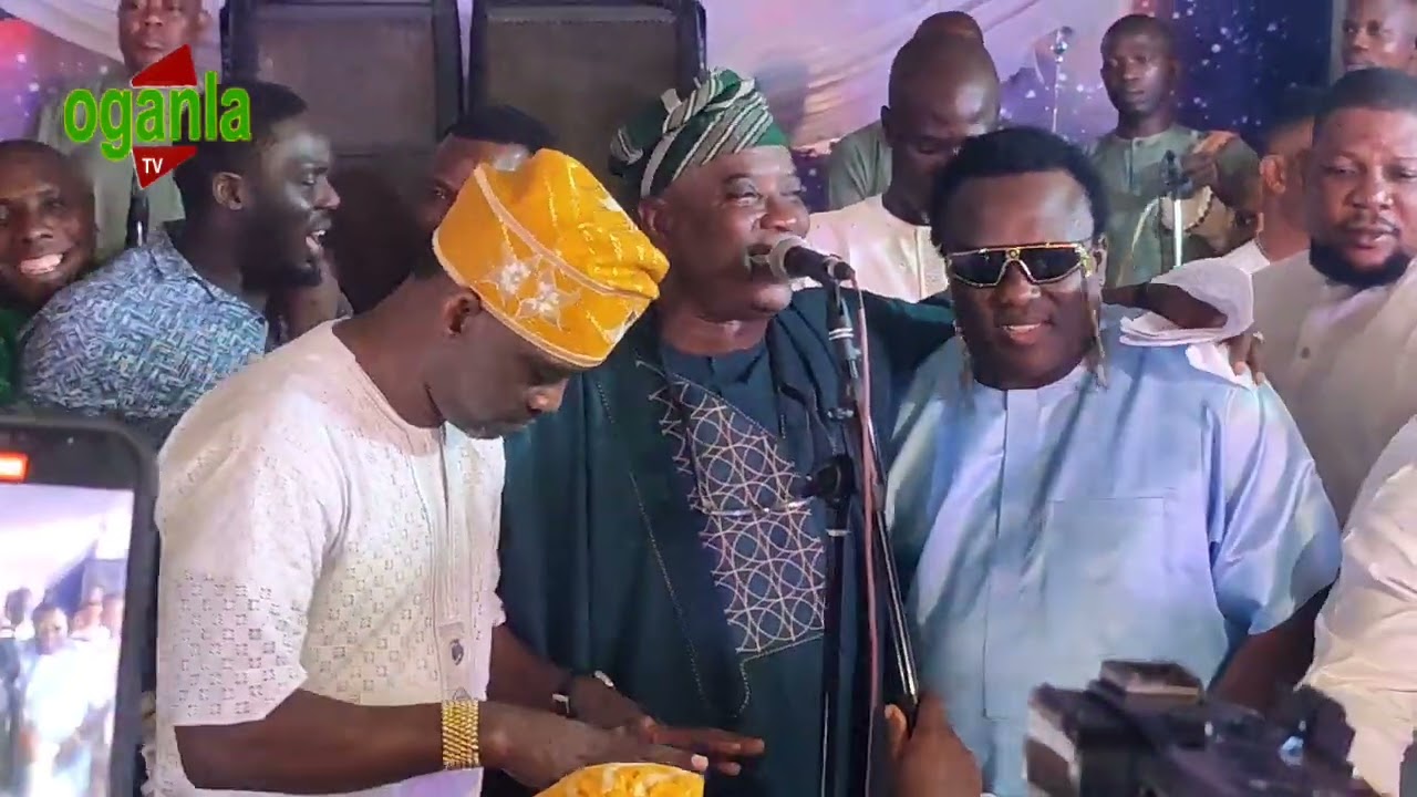 SAHEED OSUPA SHUTDOWN K1 DE ULTIMATE STAGE WITH AMERICAN SWAGGER AS PASUMA DANCE WITH HIM