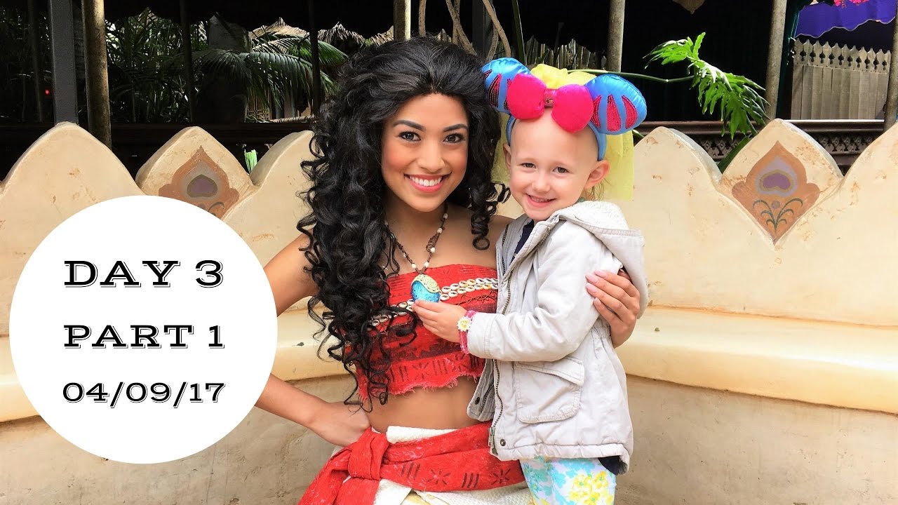 Meeting Moana for the first time! | Disneyland vlog #11