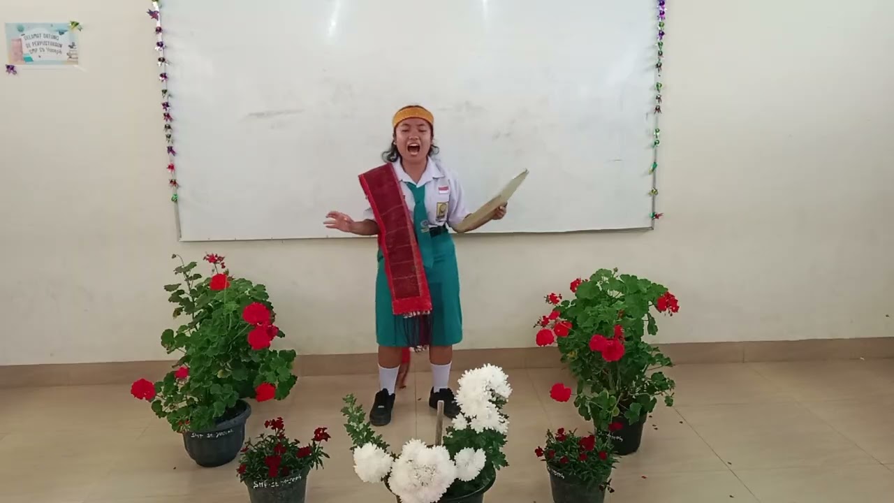 BACA PUISI_Gladies Bintang Nadapdap_SMP Santo Yoseph Lintongnihuta_Kab.Humbang Hasundutan