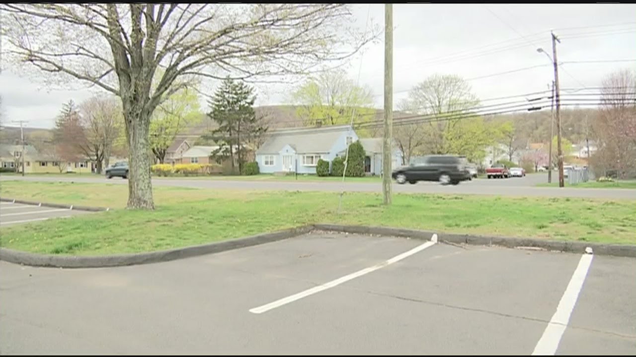 Hometown of Aaron Hernandez reacting to news of his suicide