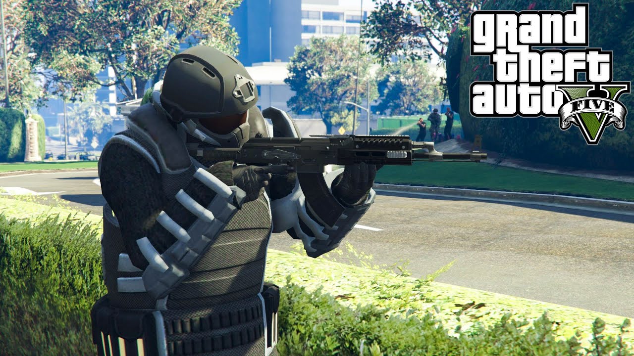 GTA 5 MODS LSPDFR 138 - ARMOURED SHOOTS AT COPS - COPS CALLED (GTA 5 Mods)