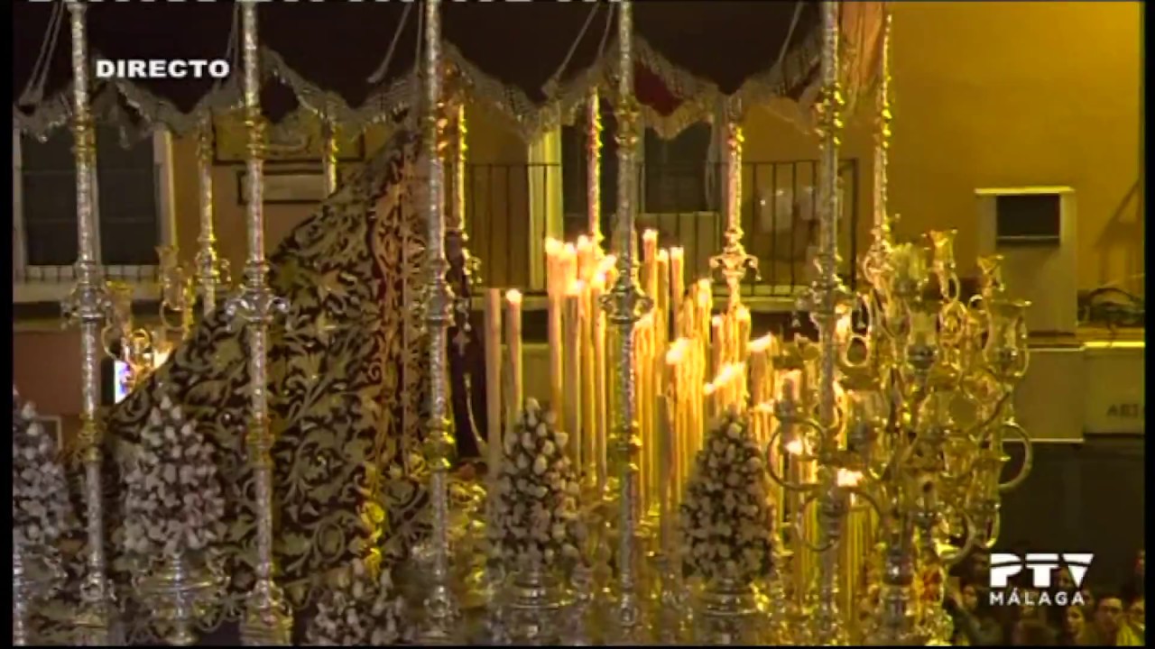 La Virgen de la Trinidad por la Tribuna (Lunes Santo 2018)