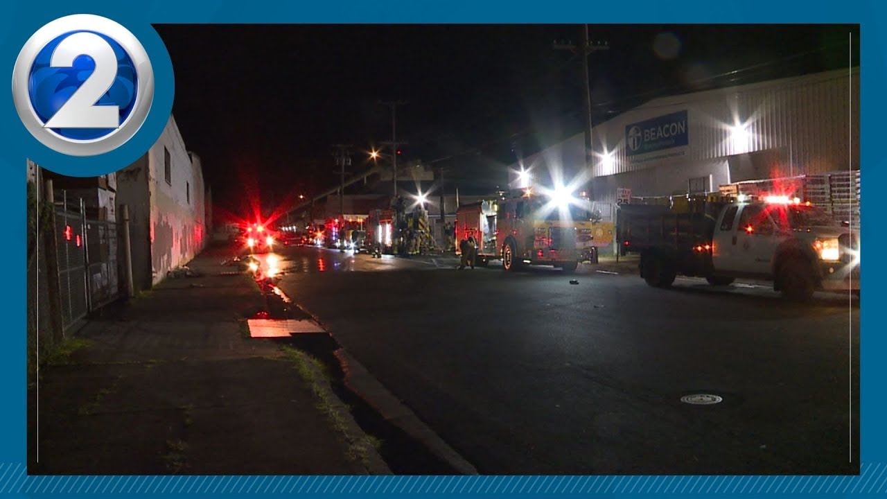 HFD extinguishes fire on Sand Island Access Road