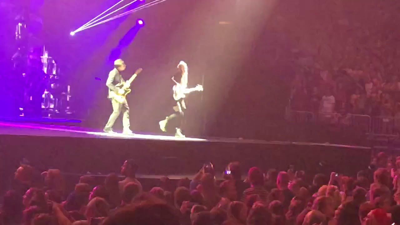 Brendon Urie LIVE This is Gospel/Death of a Bachelor