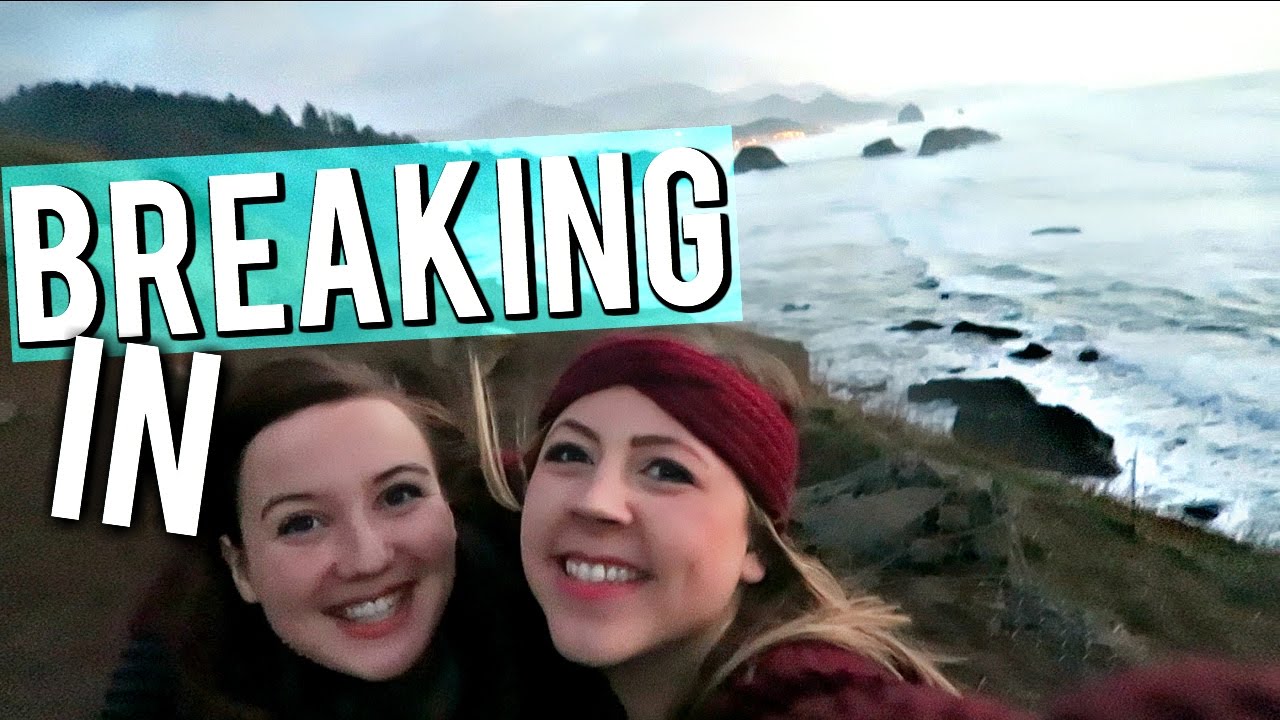 BREAKING INTO A STATE PARK | Vlogmas 21, 2016