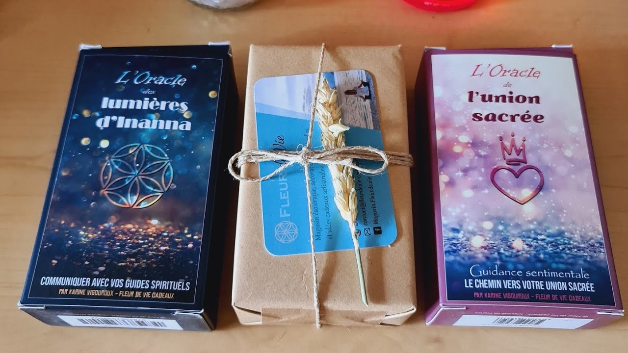 Comparaison de la 1ère et 2ème édition de l'oracle des lumières d'Inanna de Karine Vigouroux