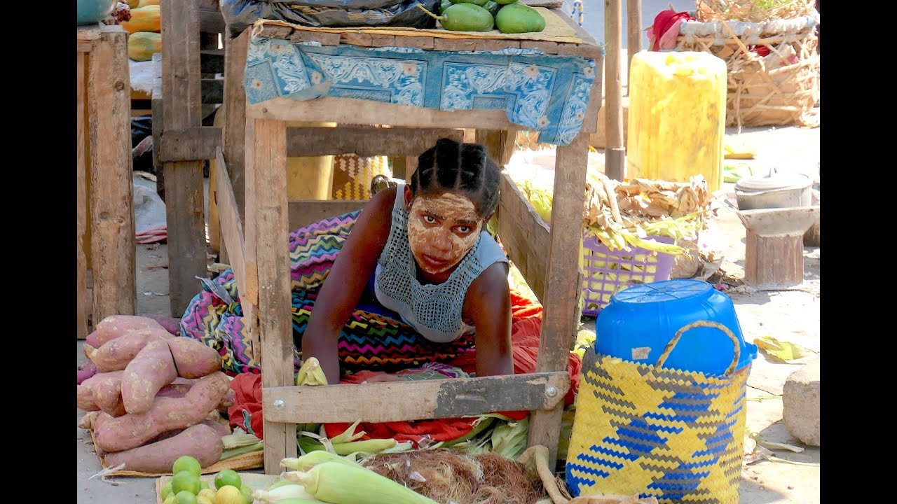 MADAGASCAR PARTIE 2 Antsirabe à Tulear et Anakao, Manakara, Canal des Pangalanes (2024)