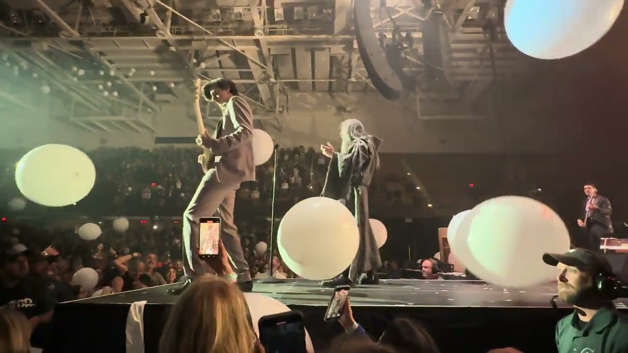 Paranoid (Black Sabbath cover), The Avett Brothers, Asheville, NC, 12/31/2025
