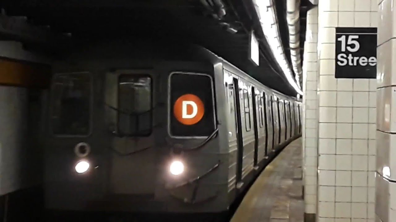 IND Culver: R46 & R68 (D) and (G) trains @ 15th Street - Prospect Park