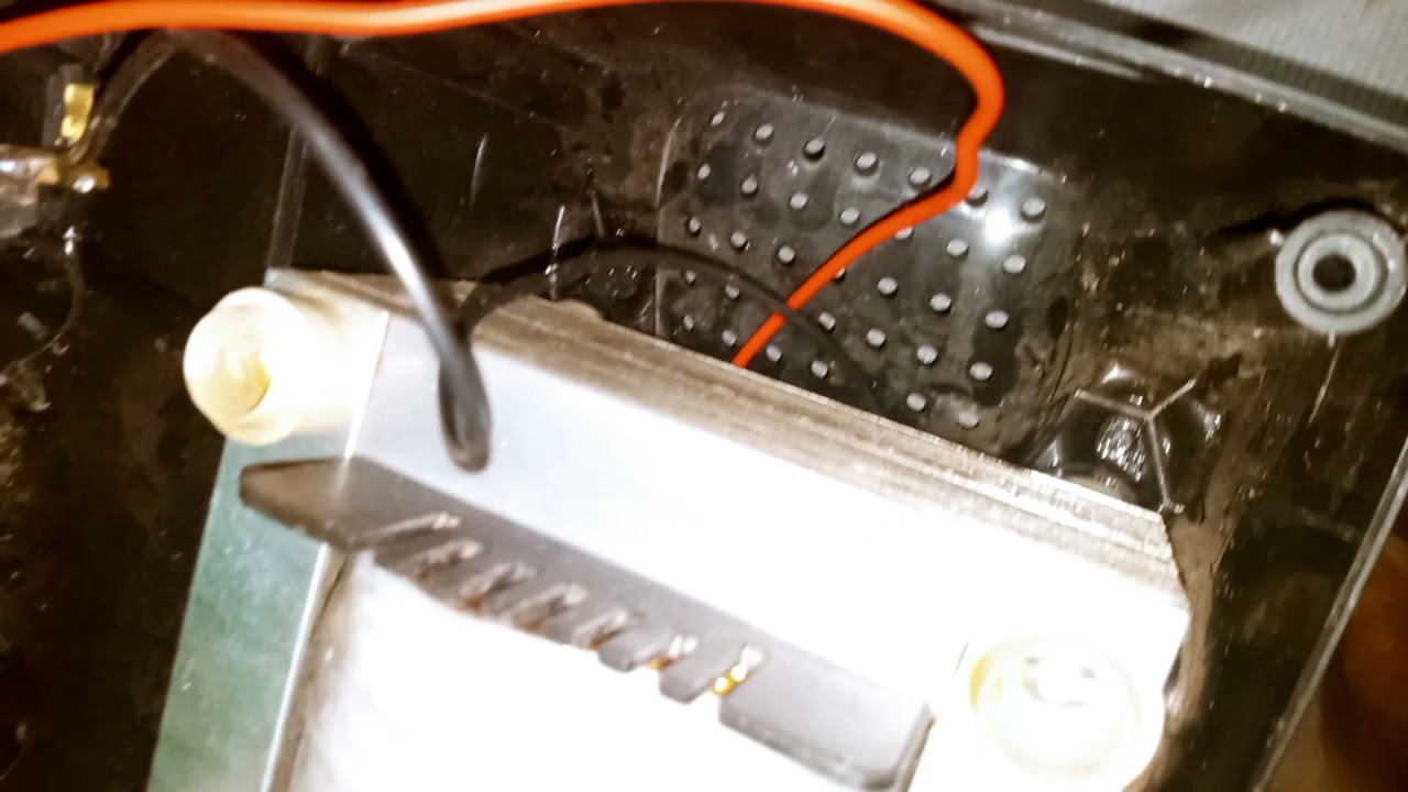 carregador de baterias com transformador de m&oacute;dulo isolador