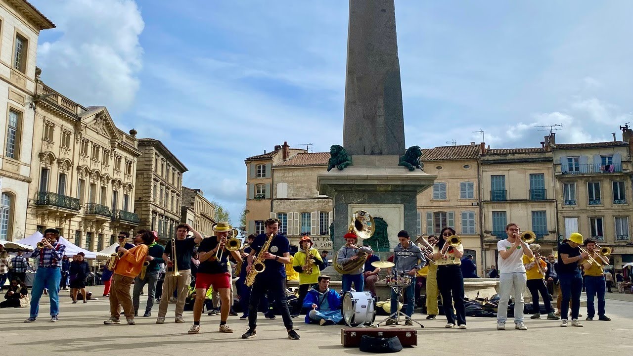 Arles, France, walking tour of the most popular places. Must see before you go to Arles.