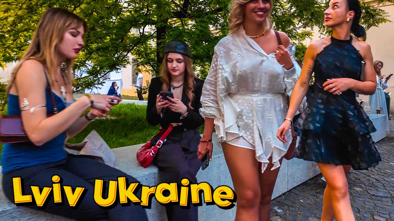 Україна❤️Місто Спогадів, Дощ і Усмішки Незнайомих Дівчат — Львів Такий, Як Є (Віртуальна Подорож 4К)