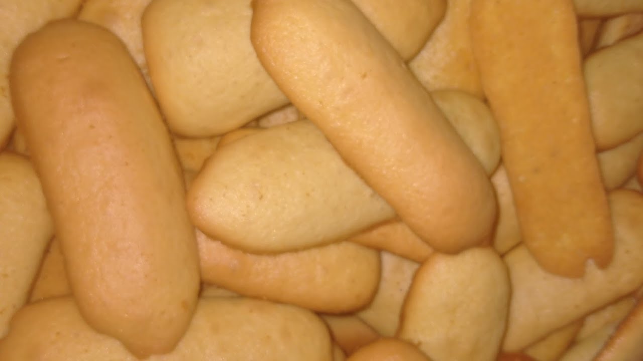 البسكويت الفلاحى بدون ماكينة ولا كيس حلوانى ولا قمع والطعم حكااااية 😋👌☺️