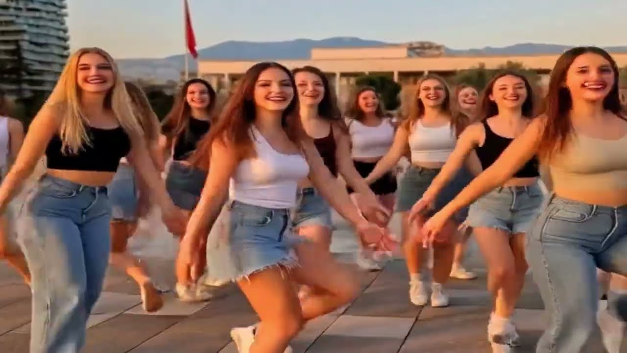 Tregis - Sonte Ndizet Festa & Three Legend 🔥 Albanian Party Music Mashup 🇦🇱🎧 2026