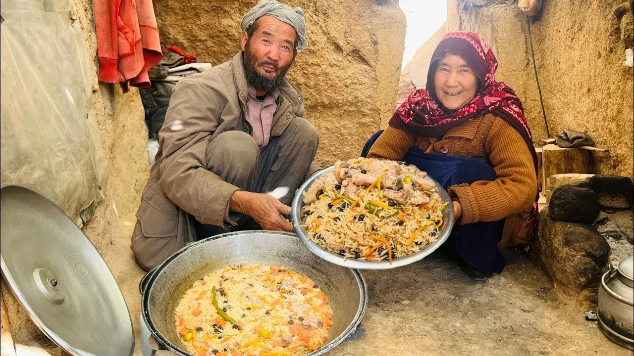 Cold Winter Days in an Afghan Cave | Twins Family Village Life & Qabuli Palaw
