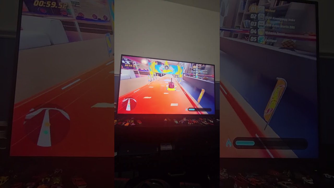 Hot wheels unleashed, bump around gameplay in couch surfing 
