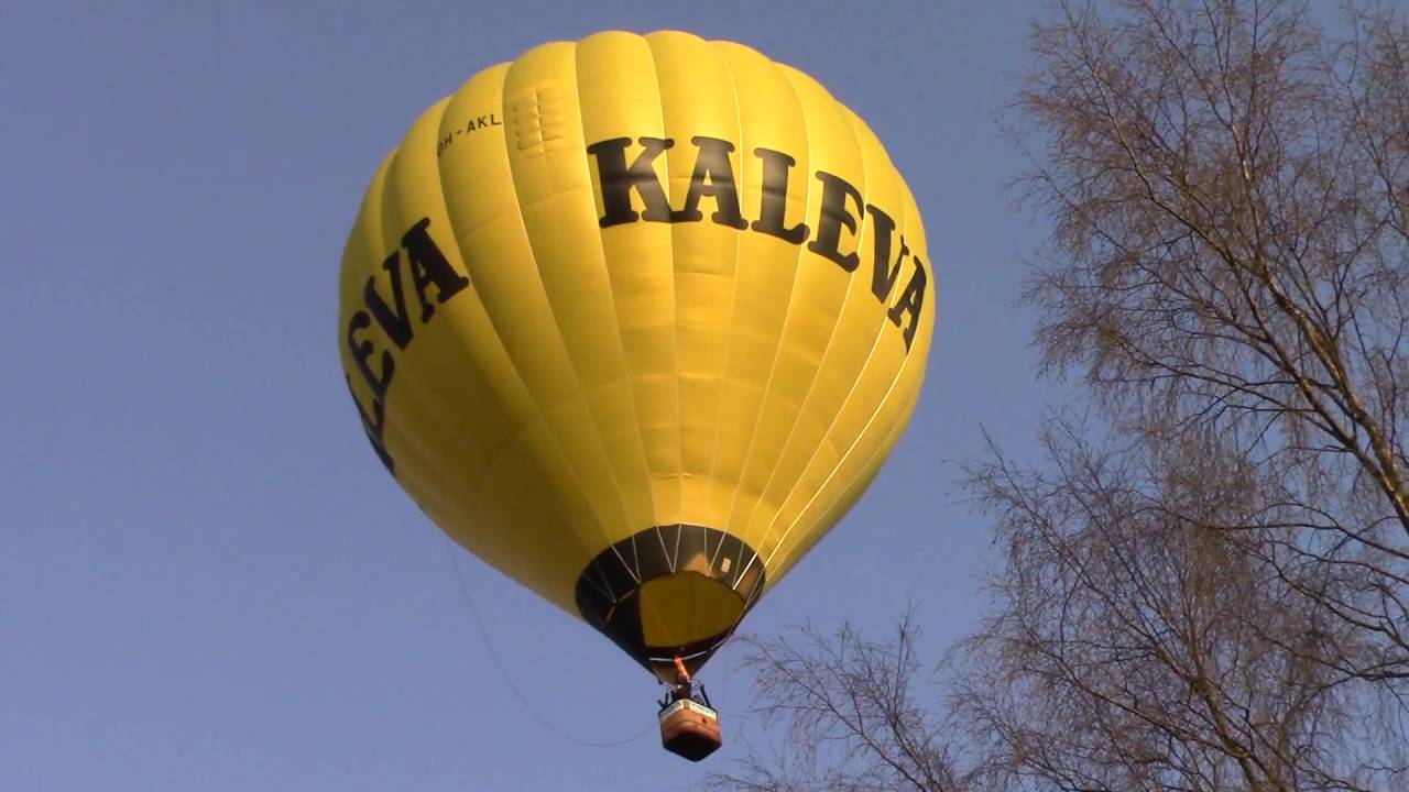Kuumailmapallo nousee