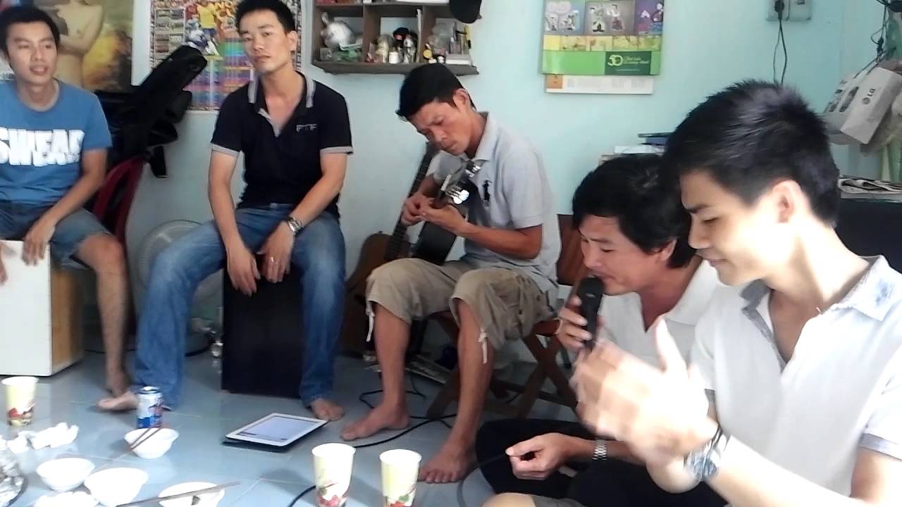 Về đâu mái tóc người thương