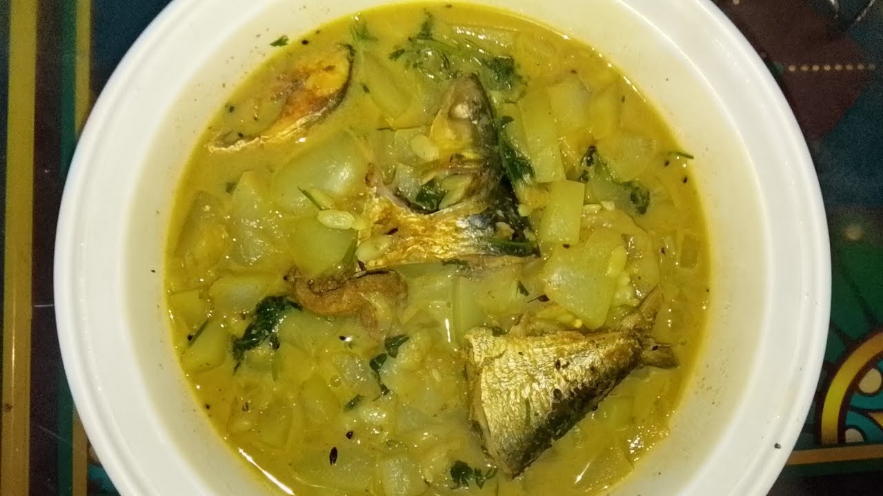 সামান্য মসলায় দারুন স্বাদের লাউ ইলিশ,ভালো লাগলে পাশে থাকবেন।🤤👍🥰