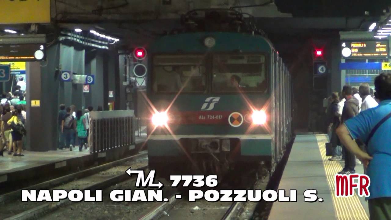 ALe 724 in servizio METROPOLITANO alla stazione di NAPOLI PIAZZA GARIBALDI.