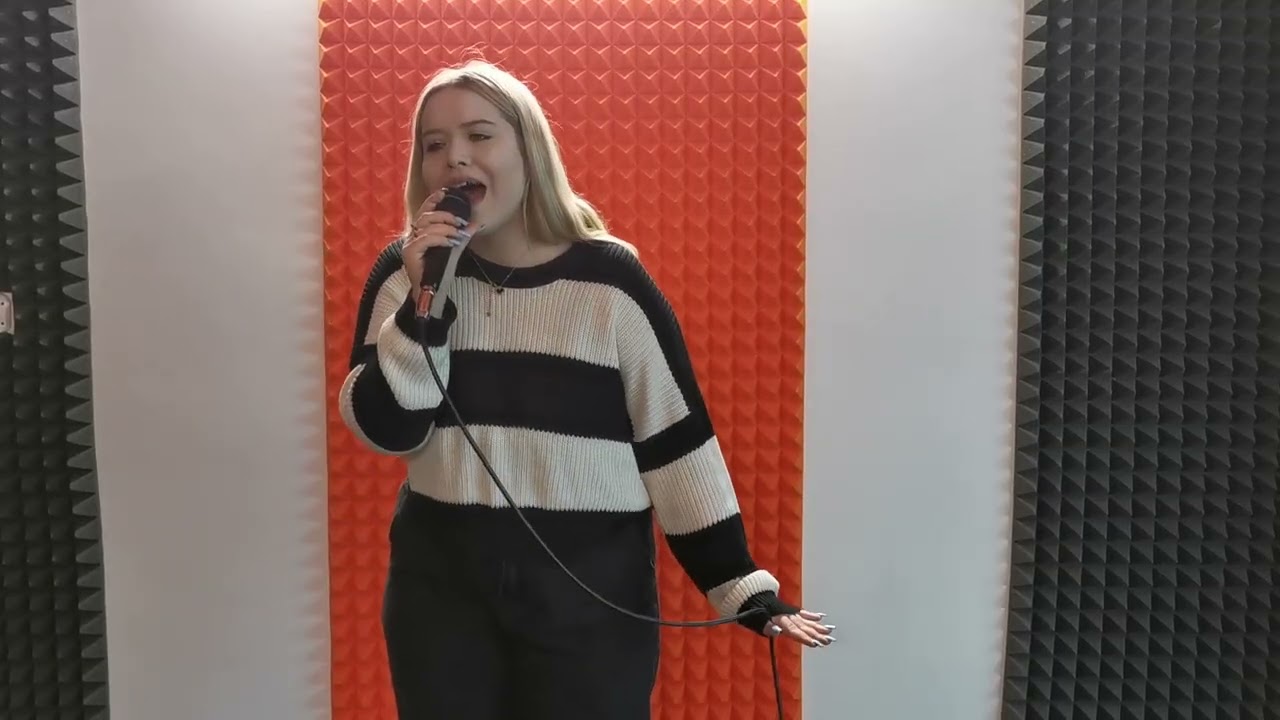 Andżelika Guściora - Szyba 
