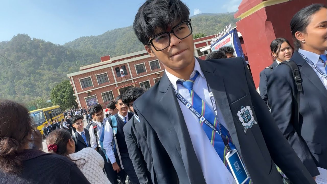 Om Ke Class 10 Ka First BOARD EXAM 🫢 Ho Gaya !! Hindi Ka Exam Achaa Ni Hua Exam ‼️ 2024
