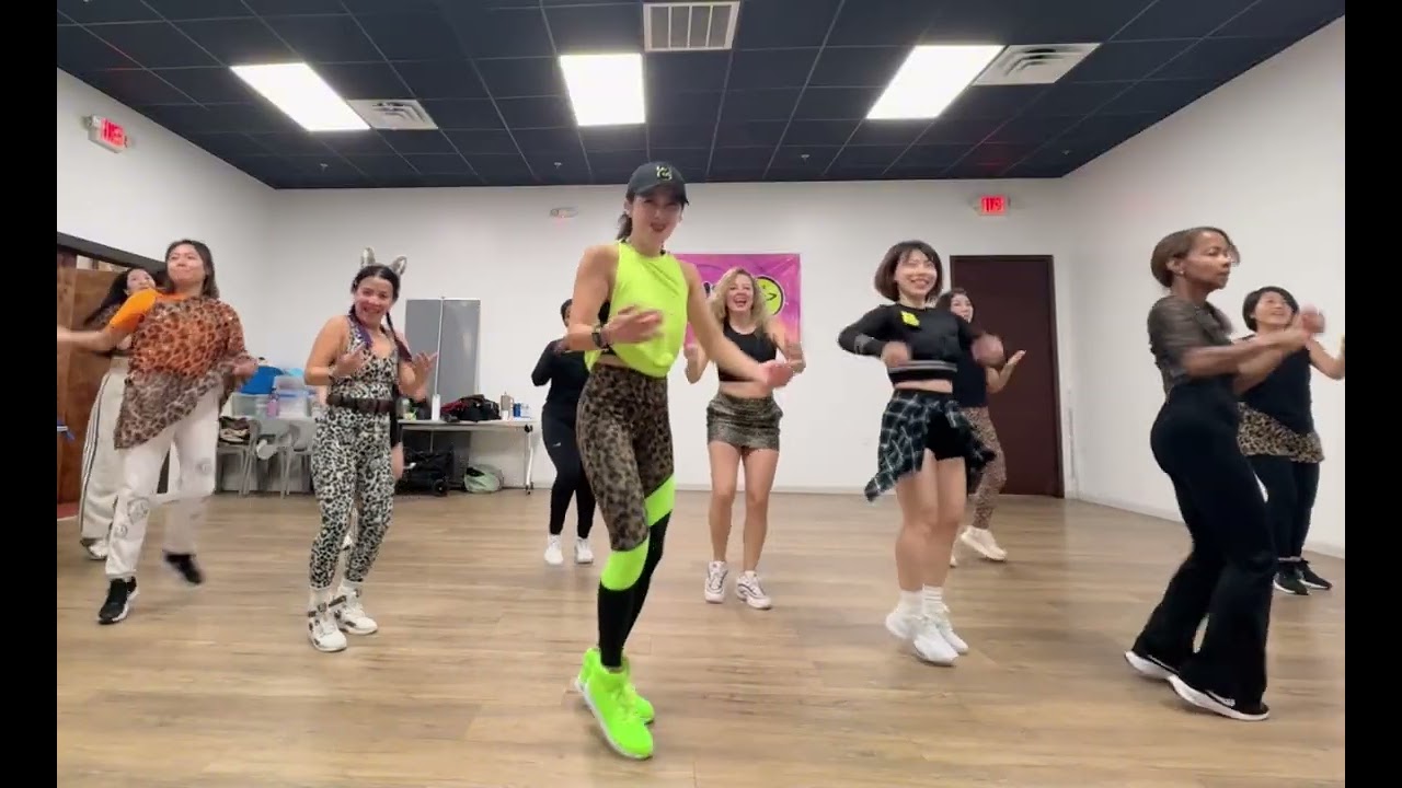 Zoo by @Shakira | Zumba | Pop