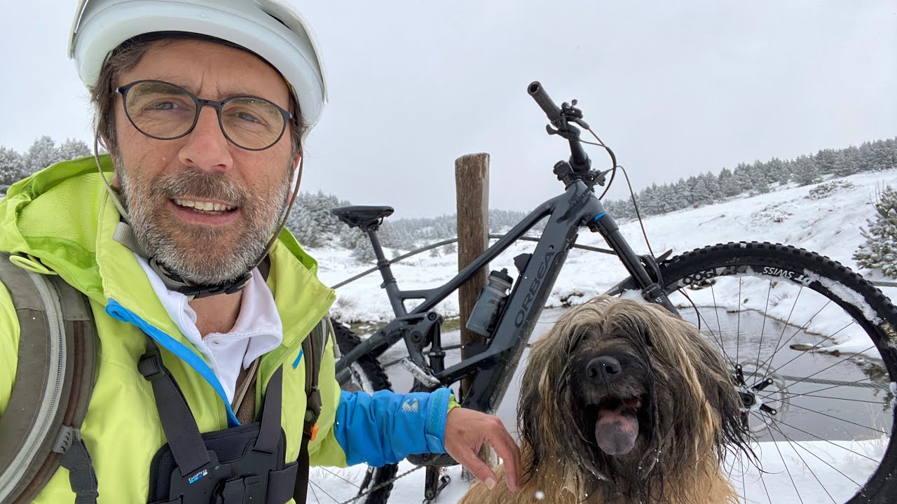 2022  Èguet nevat  24 Abril  !!!