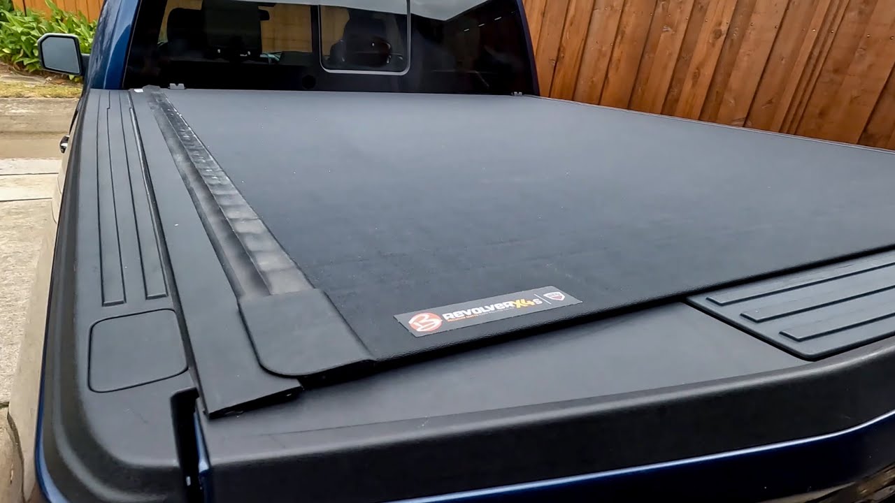 Установка крышки багажника Revolver X4s