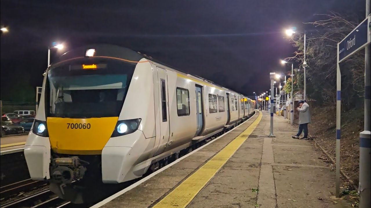 Trains at Otford Station. (04/02/2026)