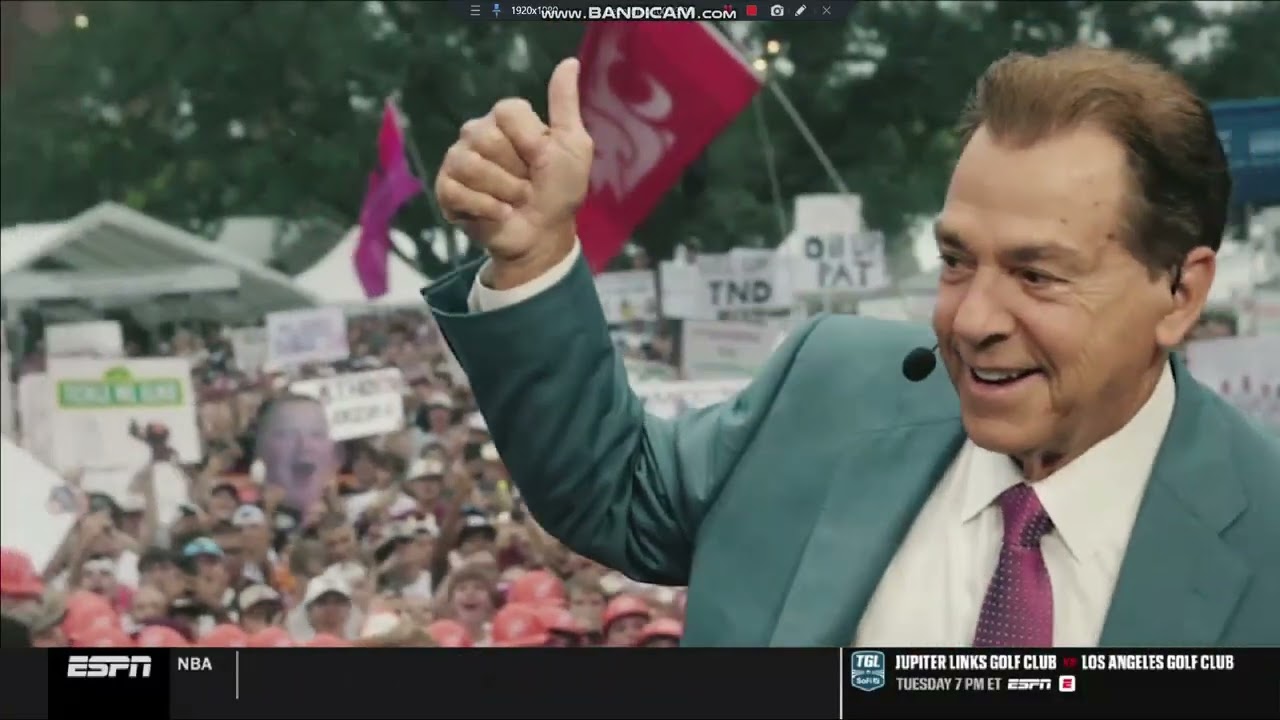 Предматчевое шоу CFB на ESPN из Майами, Флорида. Последнее перед драфтом НФЛ и сезоном 2026 года.