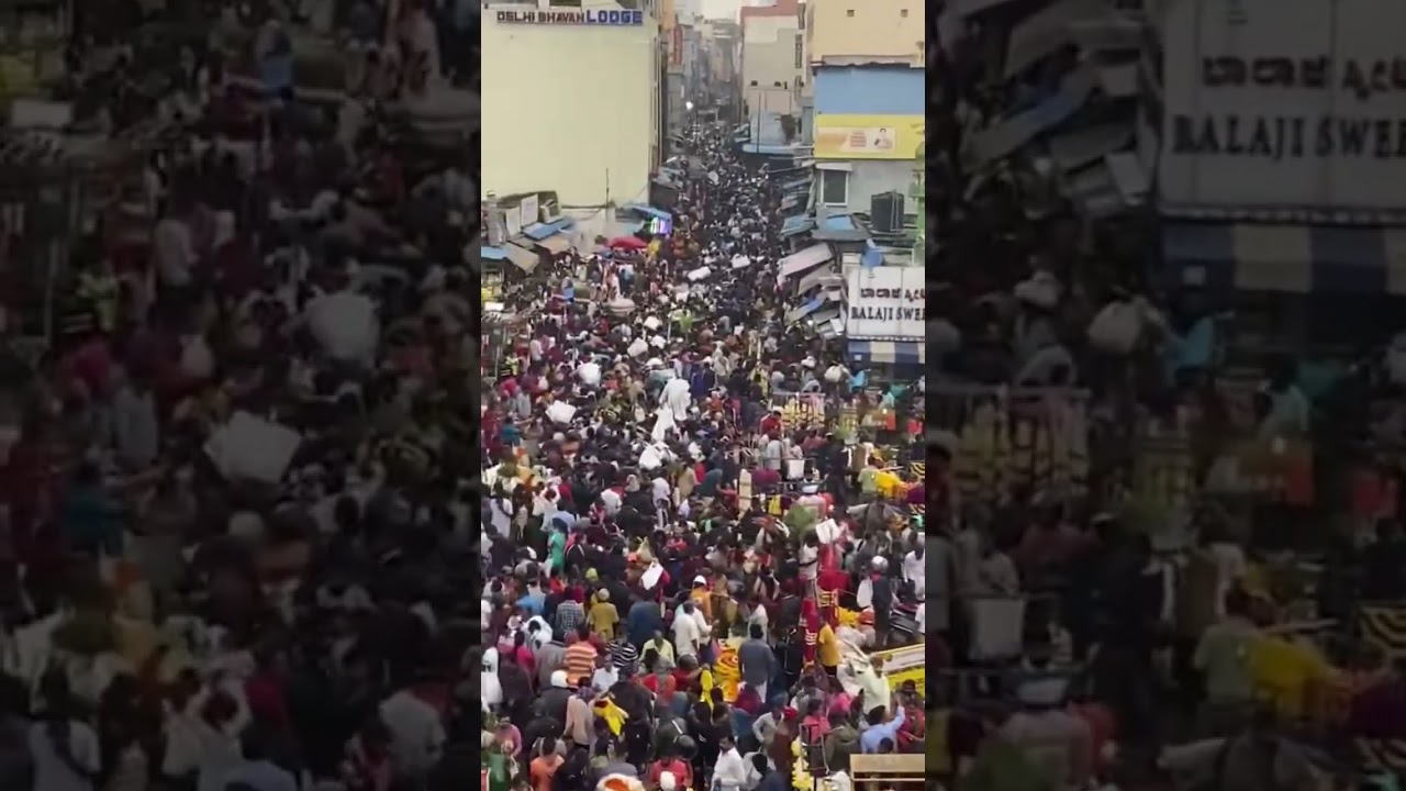 KR Market Festive Scene!! #krmarket #kannada #bengaluru #karnataka #festival #kannadanews